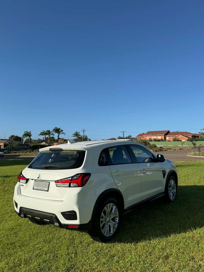 2022 Mitsubishi ASX ES