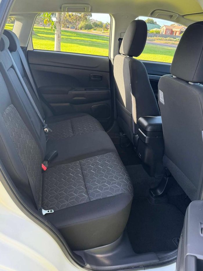 2022 Mitsubishi ASX ES