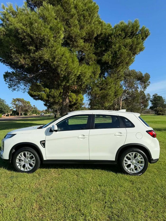 2022 Mitsubishi ASX ES