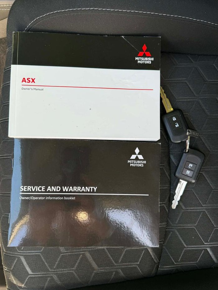 2022 Mitsubishi ASX ES