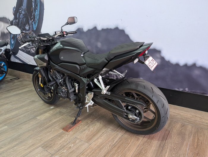 2025 Honda CB650RAC Black