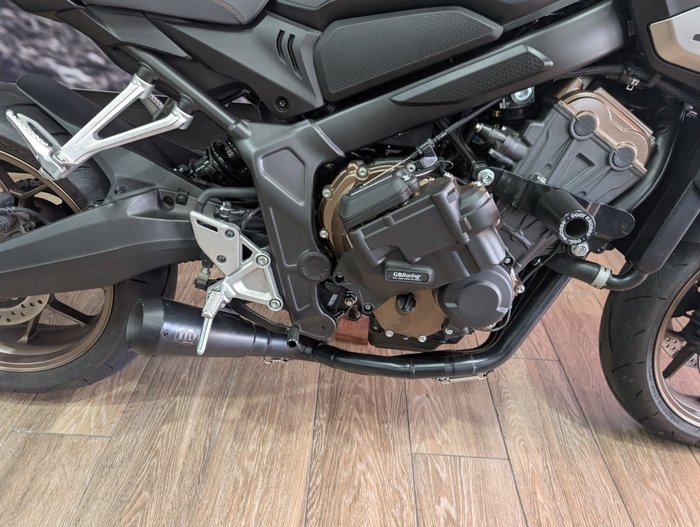 2025 Honda CB650RAC Black