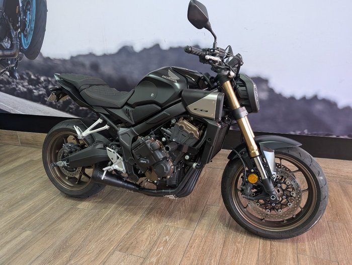 2025 Honda CB650RAC Black