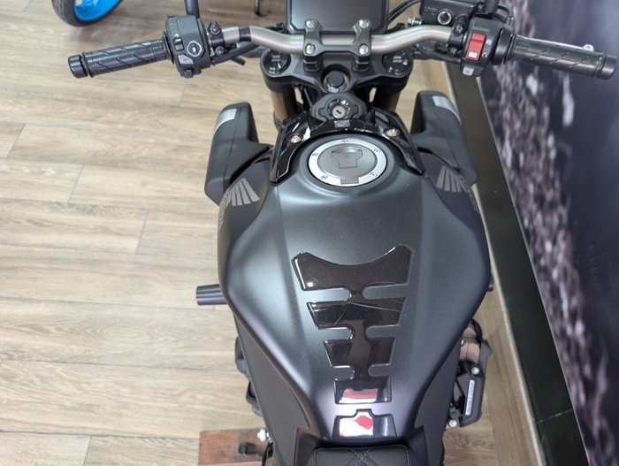 2025 Honda CB650RAC Black