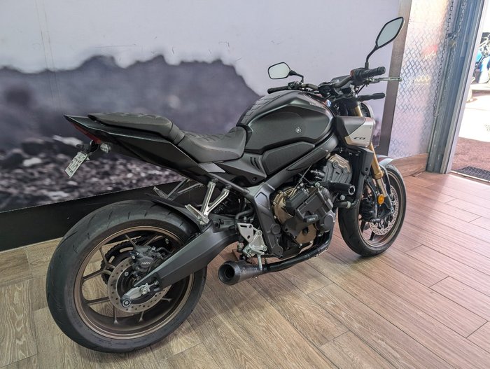 2025 Honda CB650RAC Black