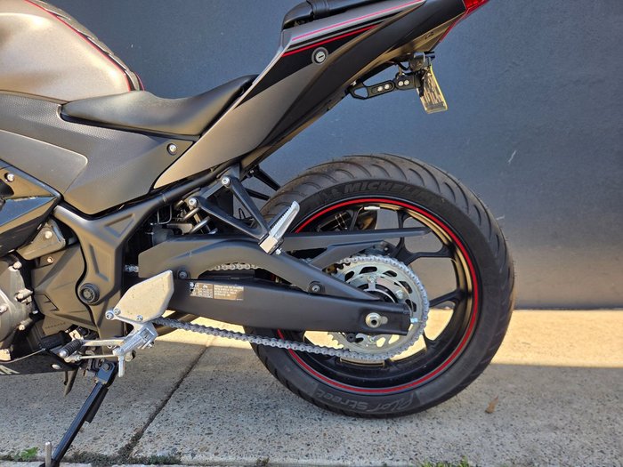 2016 Yamaha YZF-R3 BLACK