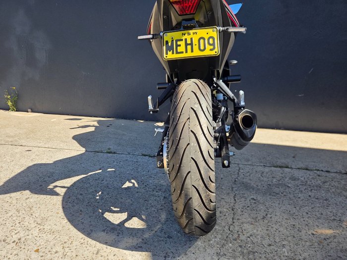 2016 Yamaha YZF-R3 BLACK