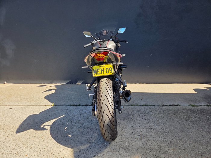 2016 Yamaha YZF-R3 BLACK