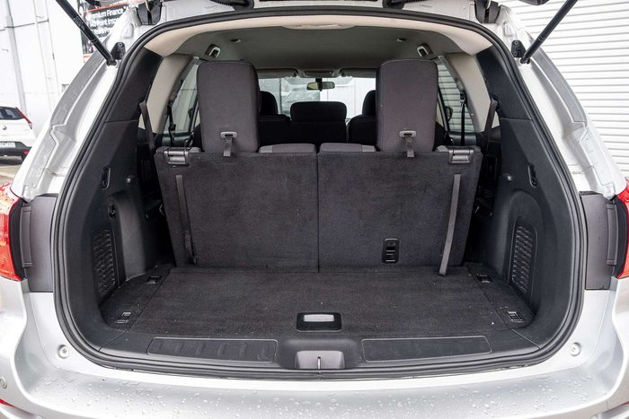 2017 Nissan Pathfinder ST