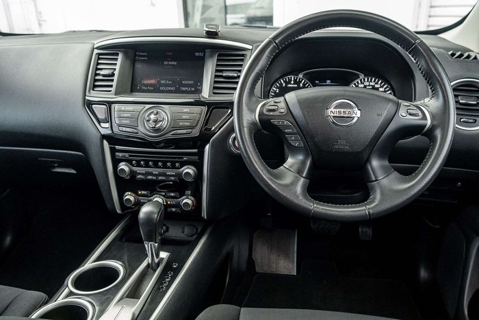 2017 Nissan Pathfinder ST