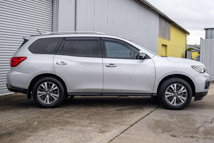 2017 Nissan Pathfinder ST
