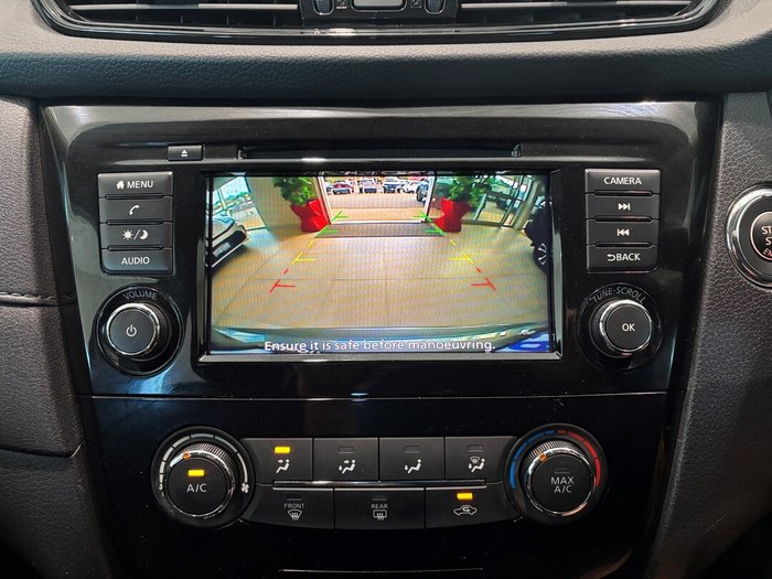 Nissan X-TRAIL ST (4WD)