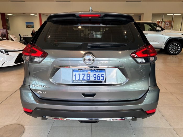 Nissan X-TRAIL ST (4WD)