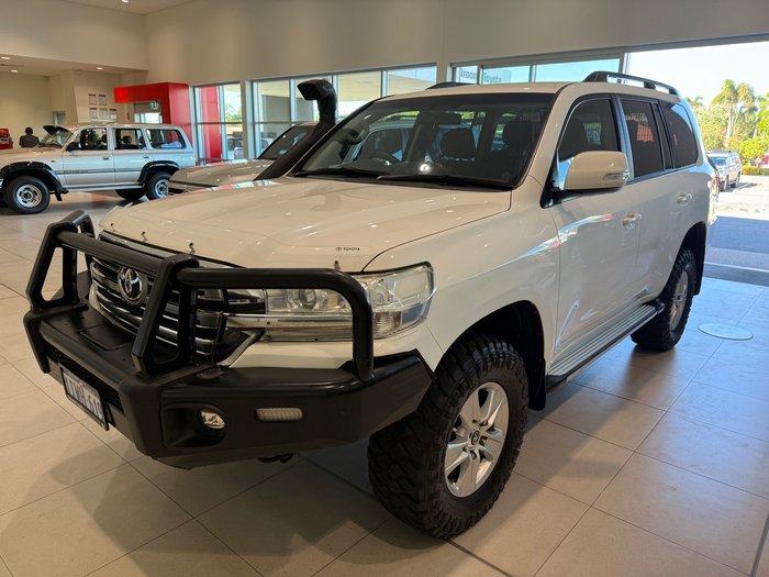 2018 Toyota LANDCRUISER