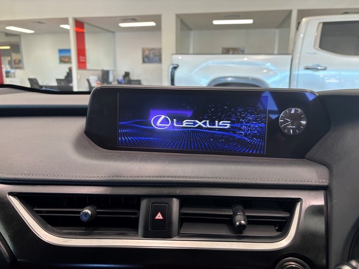 2018 LEXUS UX200 LUXURY