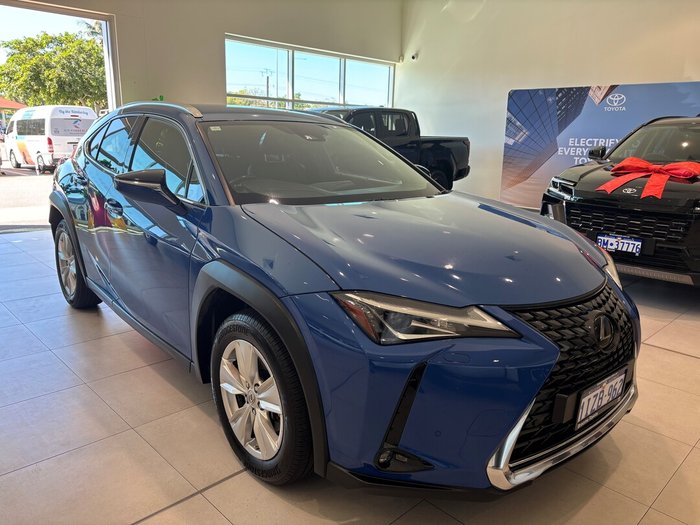 2018 LEXUS UX200 LUXURY