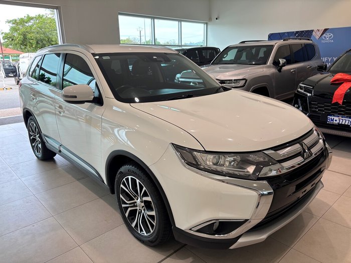 2017 MITSUBISHI OUTLANDER