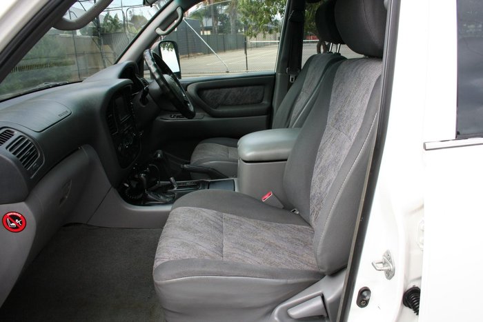 2000 Toyota Landcruiser GXL FZJ105R Glacier White