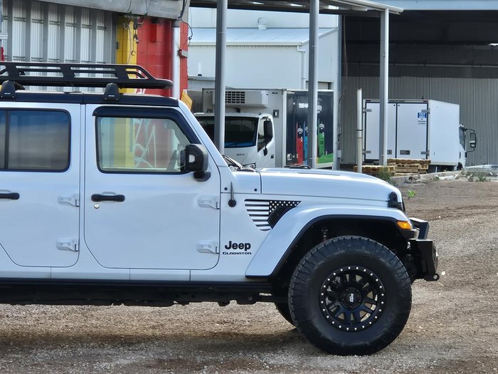 2021 Jeep Gladiator Night Eagle