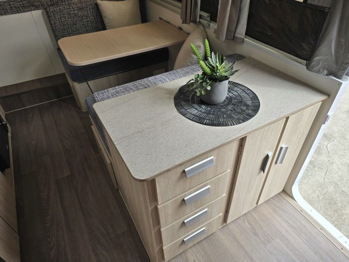 2017 JAYCO SWAN TOURING