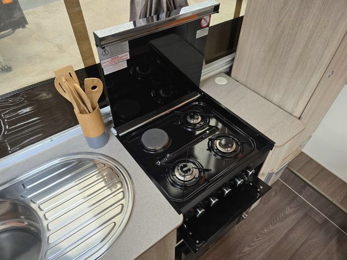 2017 JAYCO SWAN TOURING