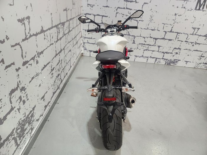 2016 Triumph Street Triple R ABS Street Triple White