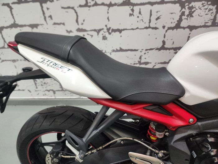2016 Triumph Street Triple R ABS Street Triple White