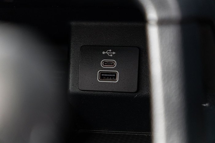 2023 Ford Everest Sport