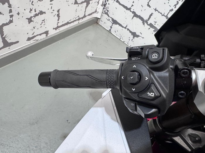 2025 Yamaha YZF-R9 70th Anniversary YZF-R White