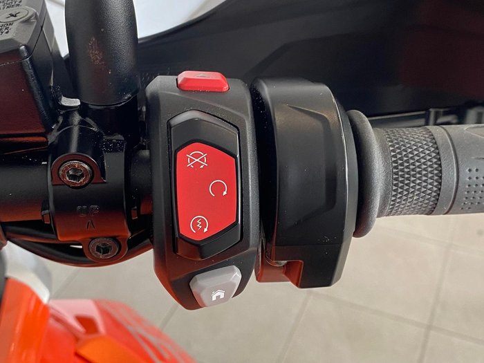 2019 Triumph Tiger 800 XCA Tiger Orange