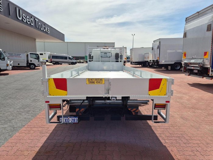 2013 Isuzu Nlr200 Car License Xlwb Tray And Lift