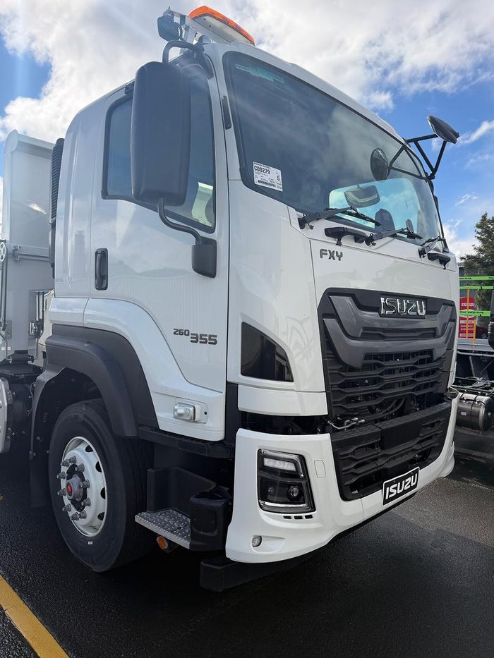 2025 Isuzu F Series