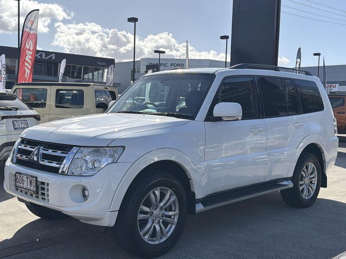 2014 Mitsubishi Pajero VR-X