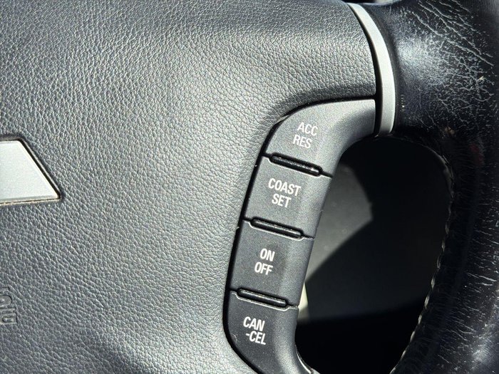 2014 Mitsubishi Pajero VR-X