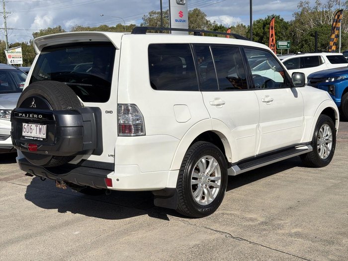 2014 Mitsubishi Pajero VR-X