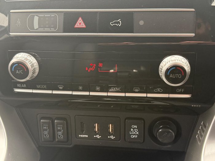 2024 Mitsubishi Pajero Sport Exceed