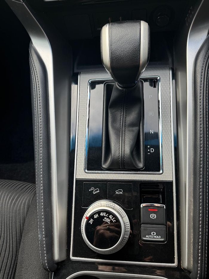 2022 Mitsubishi Pajero Sport GLX