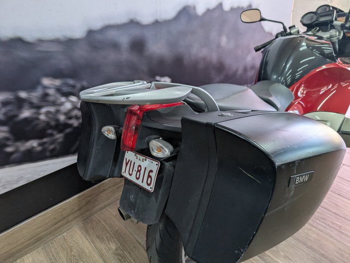 2005 BMW Motorrad R1200ST RED