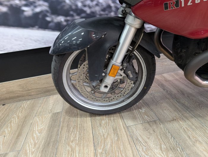 2005 BMW Motorrad R1200ST RED