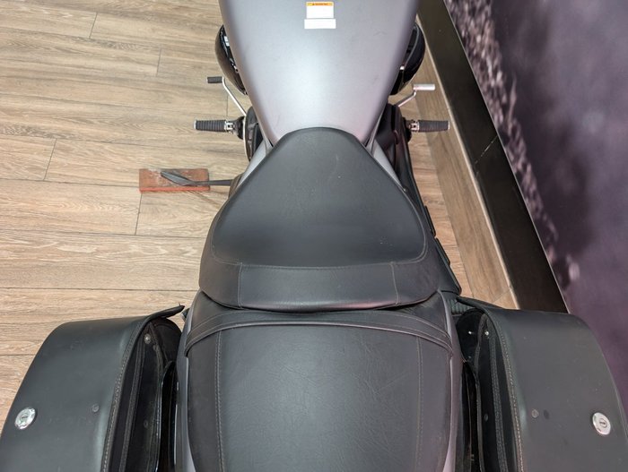 2016 Suzuki VZR 1800 BOULEVARD (M109R) GREY