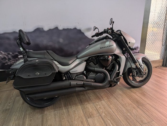 2016 Suzuki VZR 1800 BOULEVARD (M109R) GREY