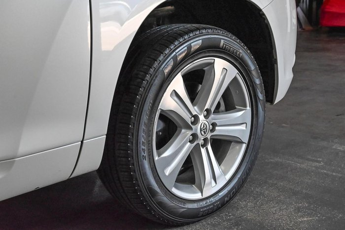2010 Toyota Kluger Grande GSU45R AWD Crystal Pearl