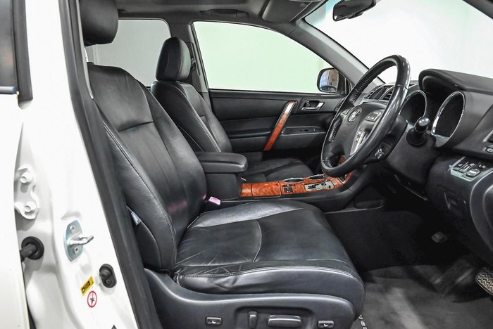 2010 Toyota Kluger Grande GSU45R AWD Crystal Pearl