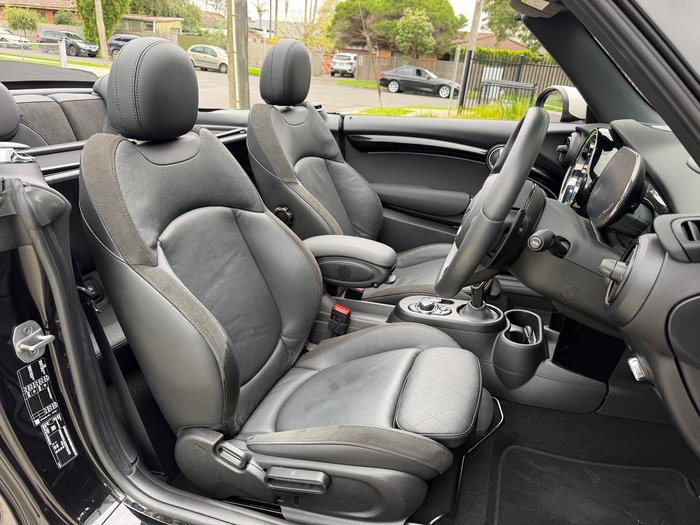2022 MINI Convertible John Cooper Works Classic