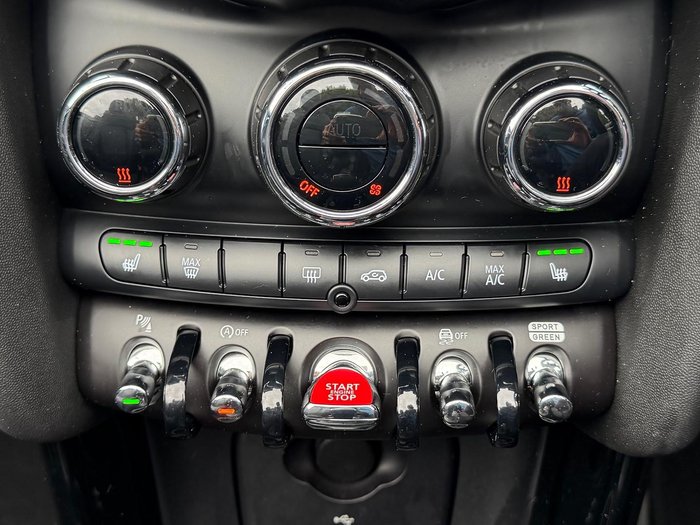2022 MINI Convertible John Cooper Works Classic