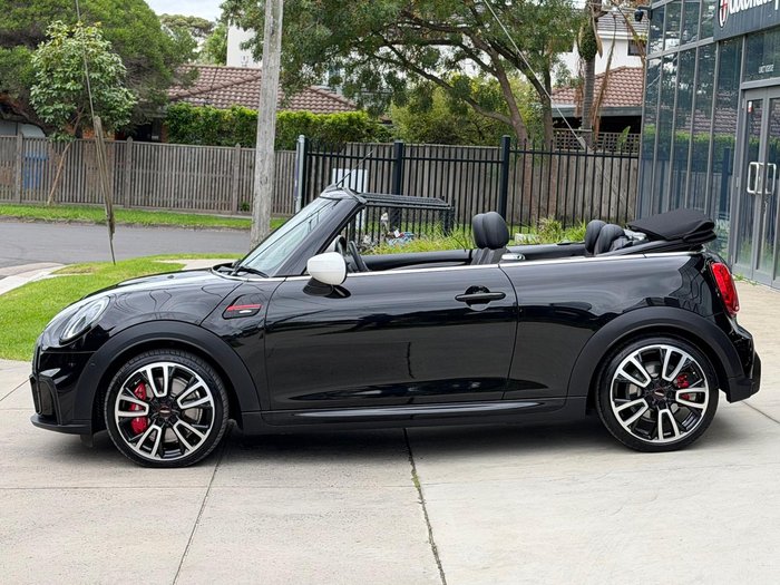 2022 MINI Convertible John Cooper Works Classic