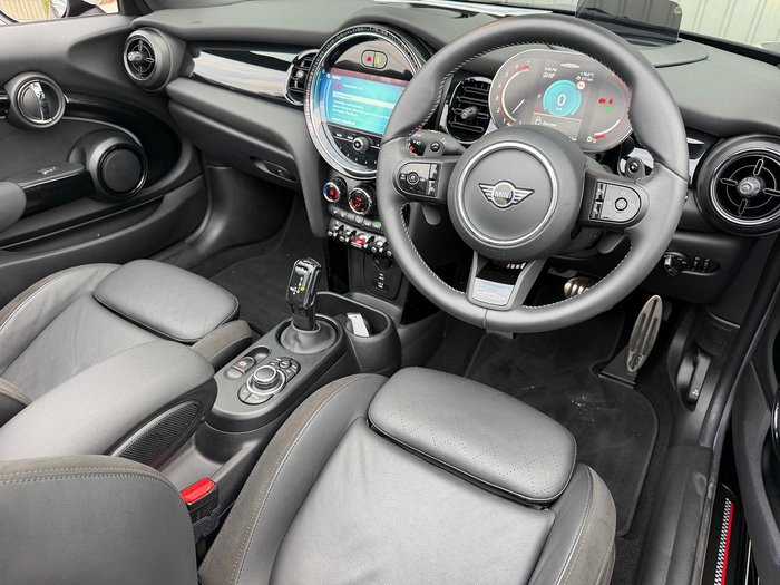 2022 MINI Convertible John Cooper Works Classic