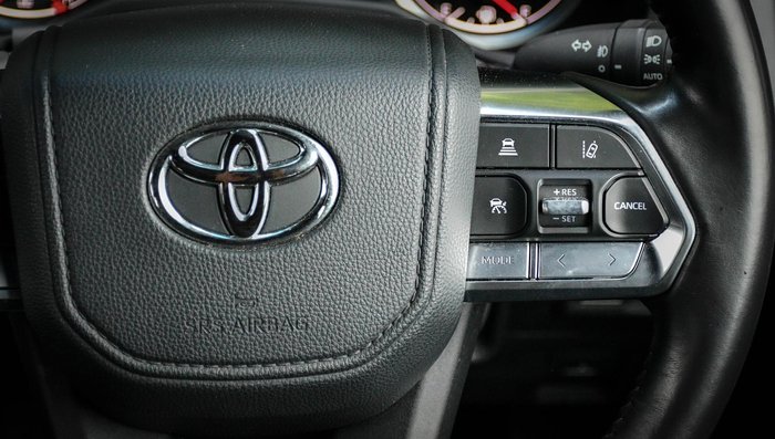 2024 Toyota Landcruiser GXL