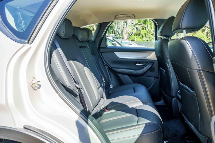 2025 Mazda CX-60 P50e Evolve