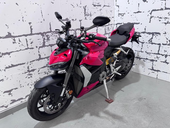 2023 Ducati Streetfighter V2 Streetfighter Red